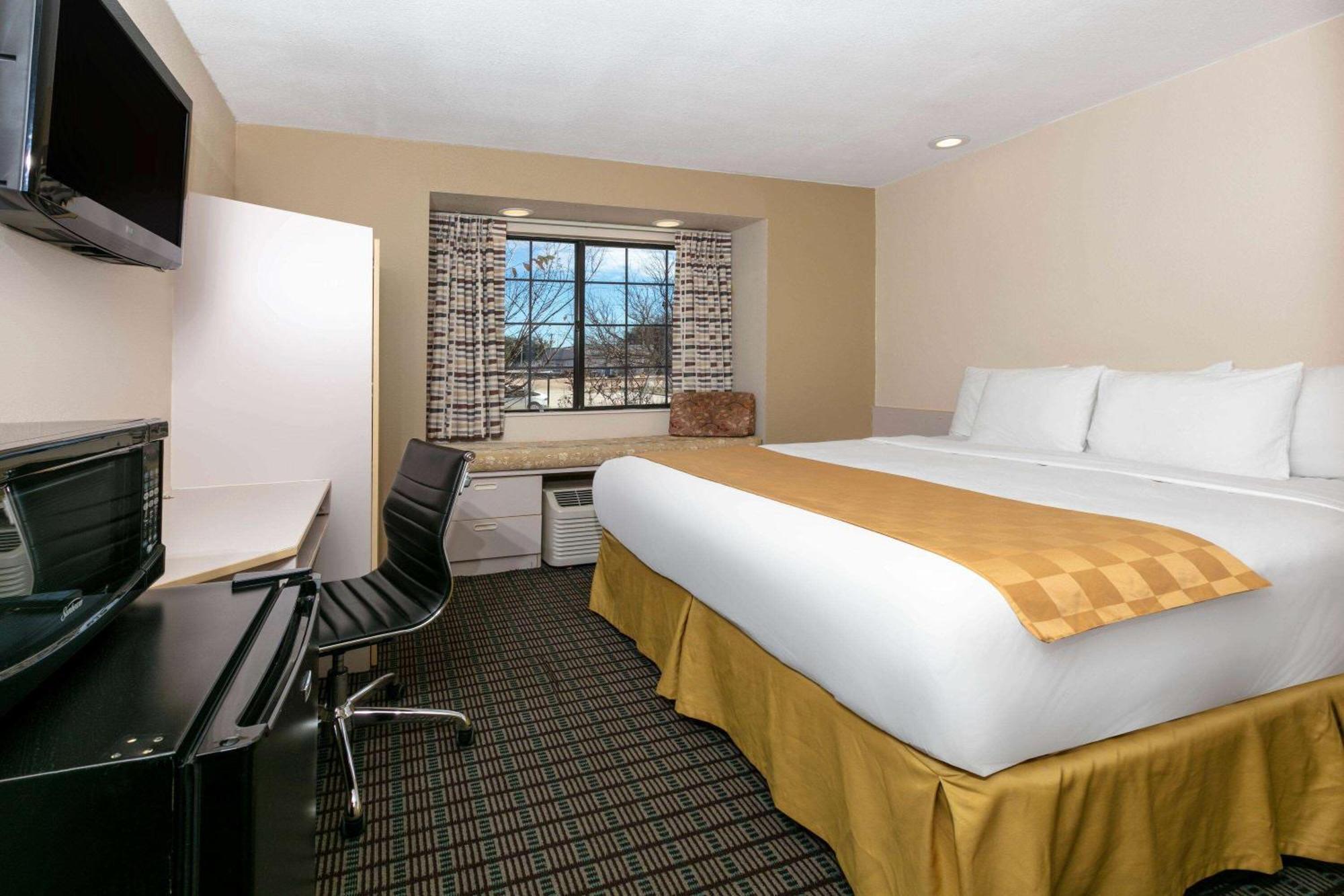Travelodge By Wyndham Arlington/Dallas Area Exteriör bild