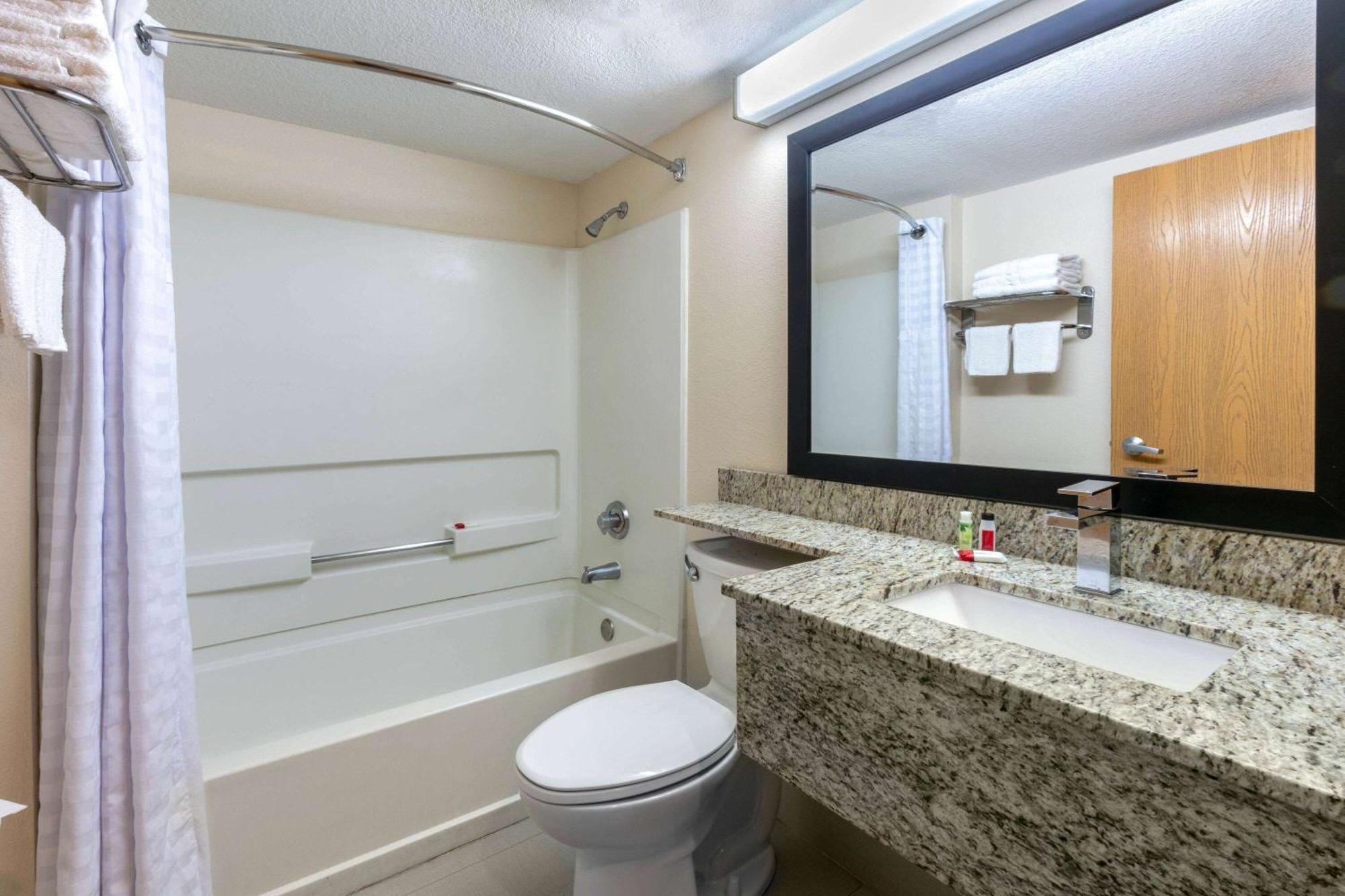 Travelodge By Wyndham Arlington/Dallas Area Exteriör bild
